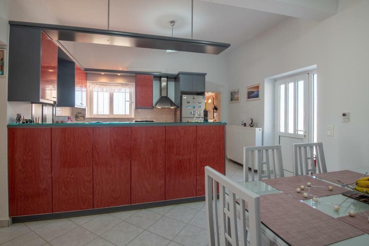 Panorama Country Residence Tzitzifes Bagian luar foto