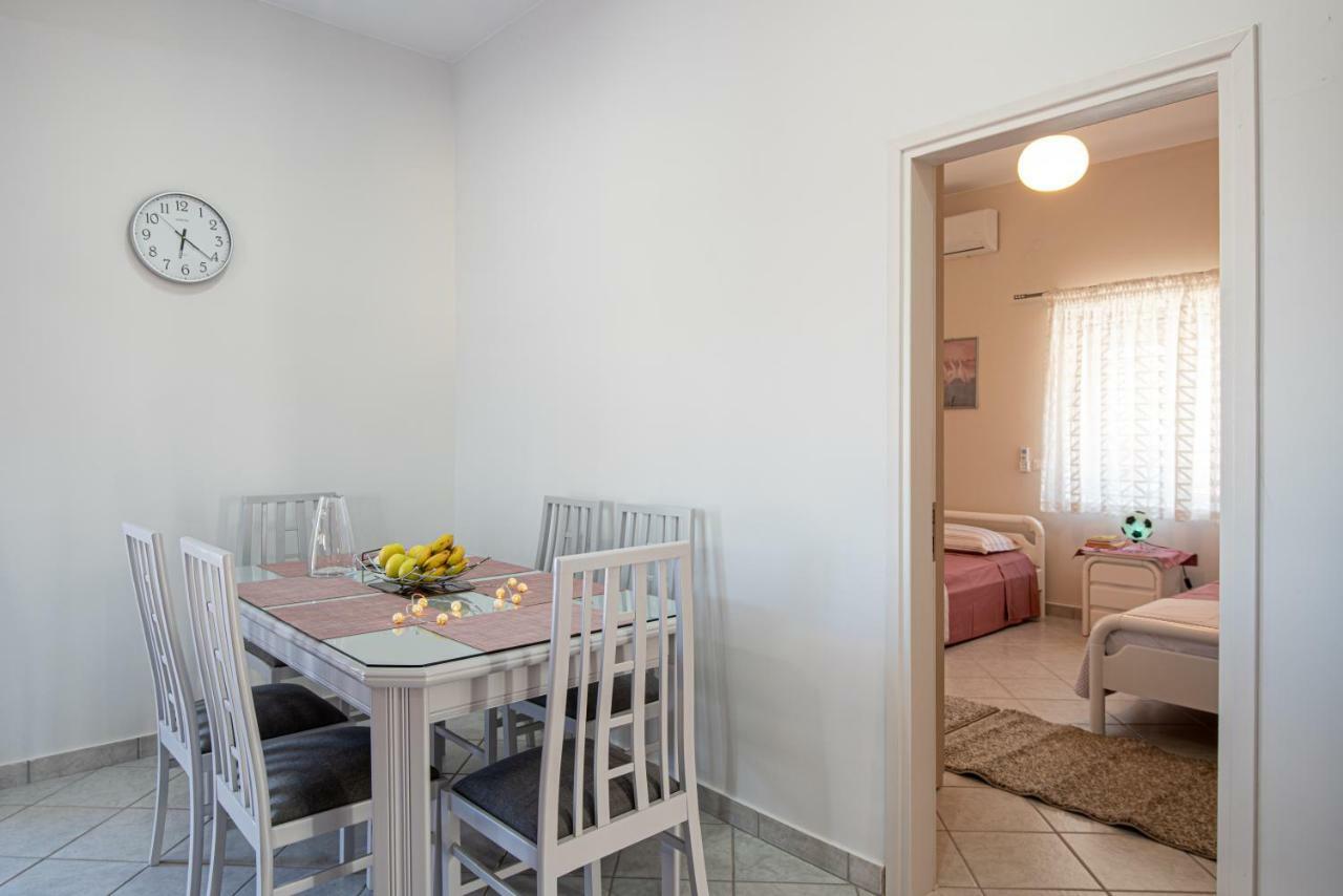 Panorama Country Residence Tzitzifes Bagian luar foto